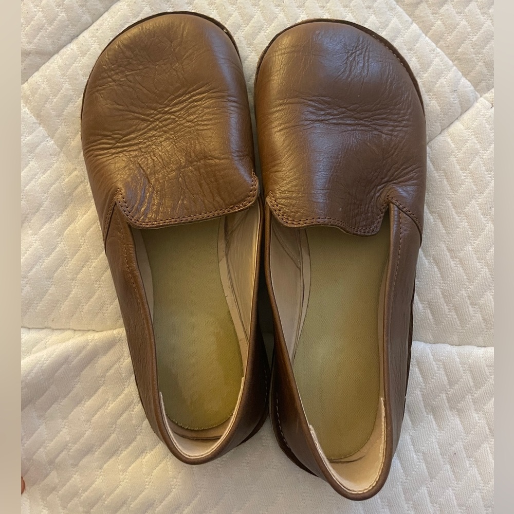 Rubyworkshop barefoot brown leather shoes, size 38 or 7.5-8 wide